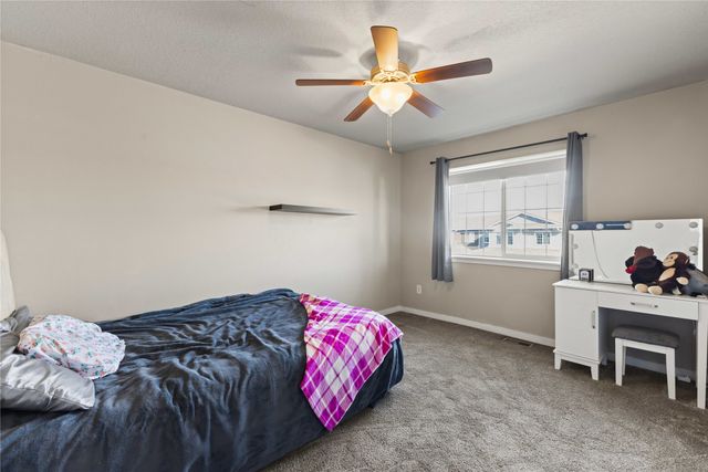 717 NE Macey Way, Waukee, IA 50263