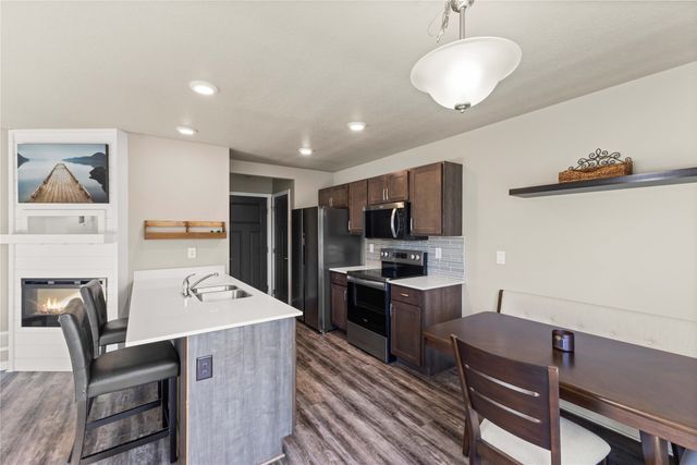 717 NE Macey Way, Waukee, IA 50263