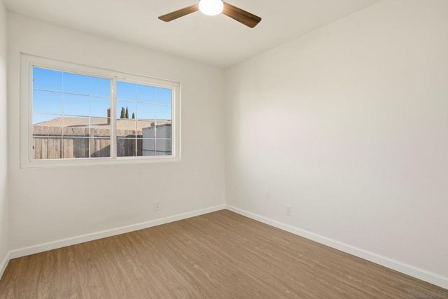 8821 Covina, San Diego, CA 92126