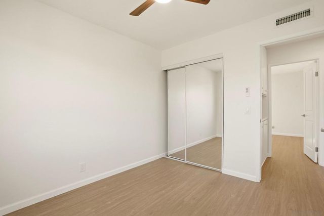 8821 Covina, San Diego, CA 92126