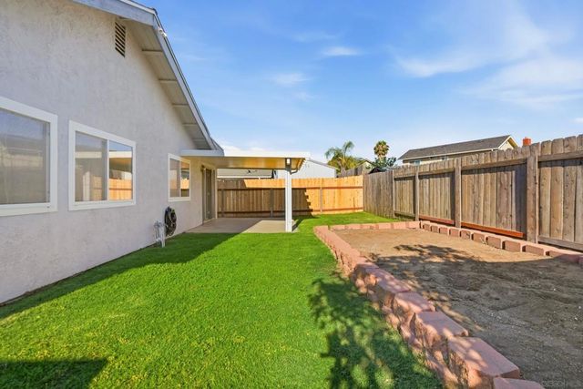 8821 Covina, San Diego, CA 92126