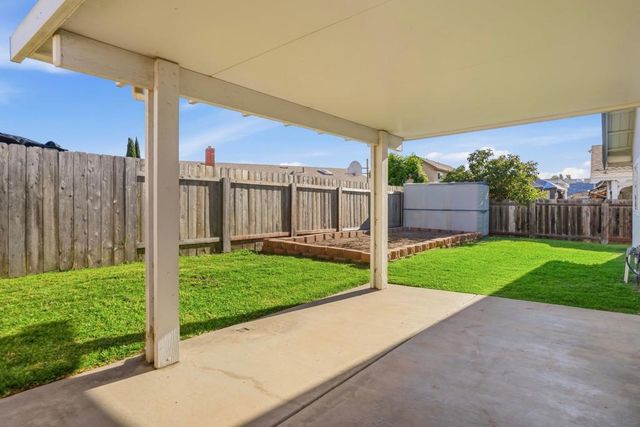 8821 Covina, San Diego, CA 92126