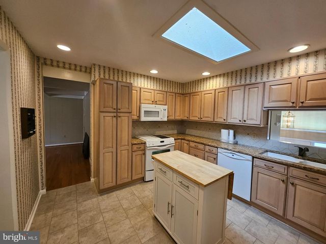 130 MORGAN ST, Winchester, VA 22601