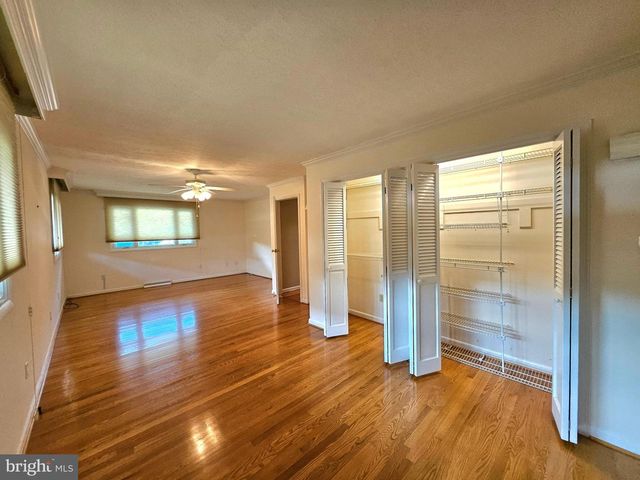 130 MORGAN ST, Winchester, VA 22601