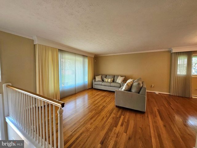 130 MORGAN ST, Winchester, VA 22601