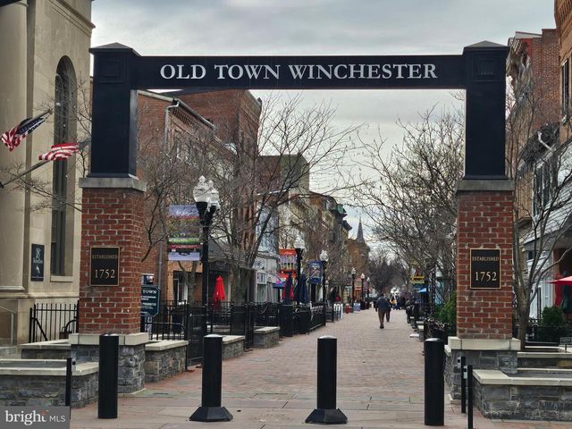 130 MORGAN ST, Winchester, VA 22601