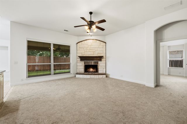 513 Harvest Trail, Midlothian, TX 76065