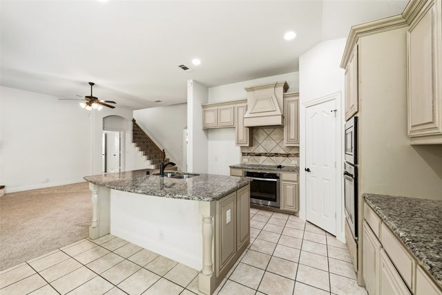 513 Harvest Trail, Midlothian, TX 76065