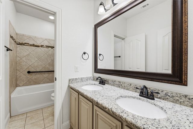 513 Harvest Trail, Midlothian, TX 76065