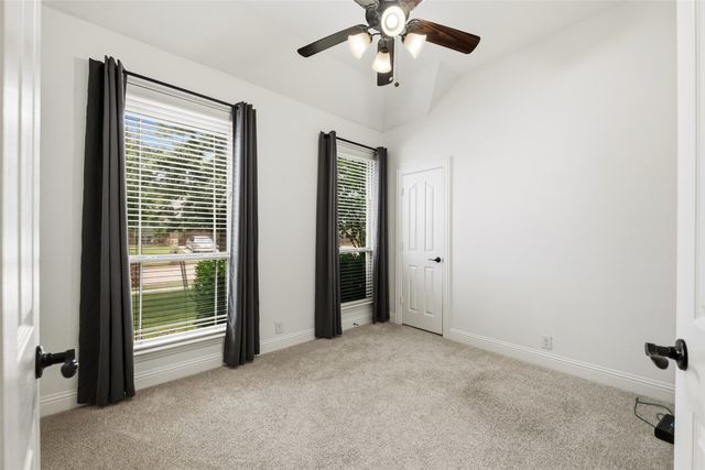 513 Harvest Trail, Midlothian, TX 76065