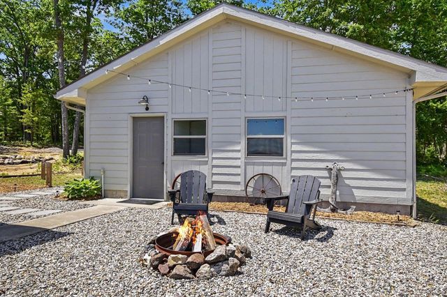 2280 Bliss Lane, Plainfield Twp, MI 48748