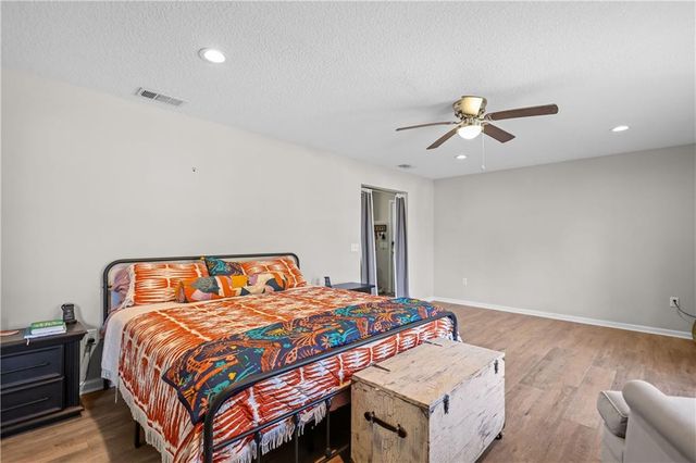 121 Glynn Street, Jesup, GA 31545
