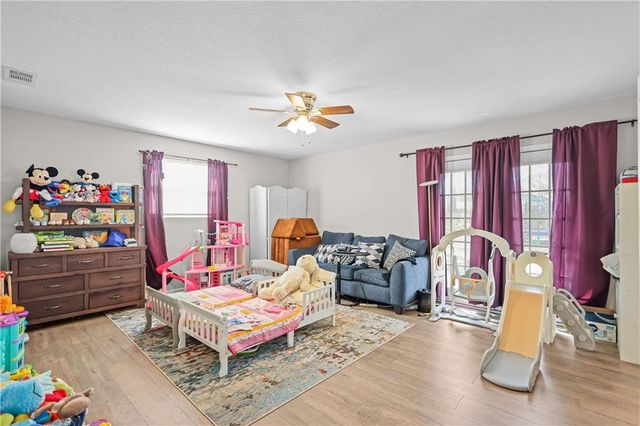 121 Glynn Street, Jesup, GA 31545