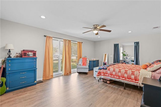 121 Glynn Street, Jesup, GA 31545