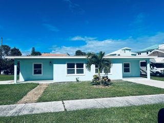1400 Binney Drive A & B, Fort Pierce, FL 34949
