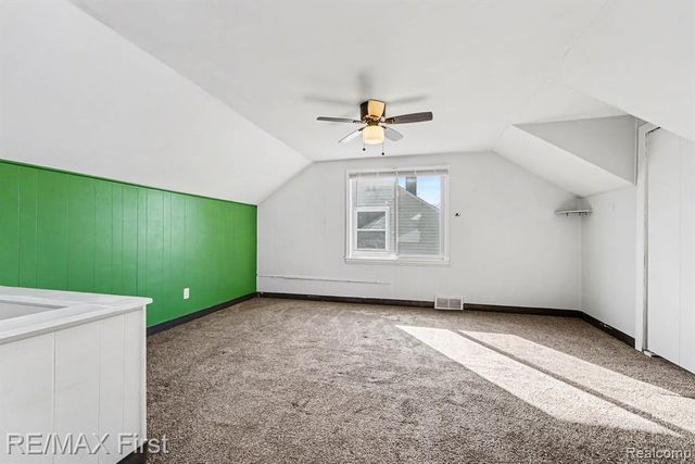 24310 Kipling Street, Oak Park, MI 48237