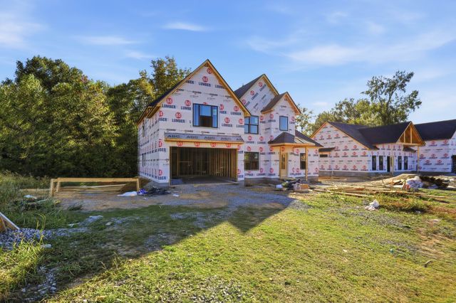 250 Bellshire Dr, Clarksville, TN 37043