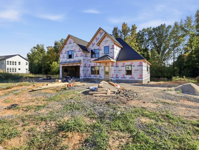 250 Bellshire Dr, Clarksville, TN 37043