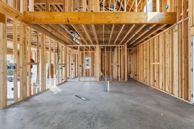 250 Bellshire Dr, Clarksville, TN 37043