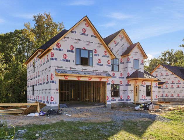 250 Bellshire Dr, Clarksville, TN 37043