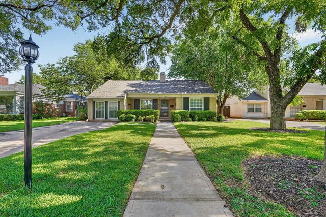 6312 Malvey Avenue, Fort Worth, TX 76116
