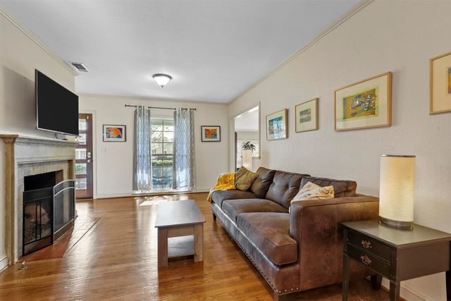 6312 Malvey Avenue, Fort Worth, TX 76116