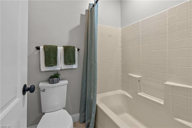 2700 Ballahack RD, Chesapeake, VA 23322