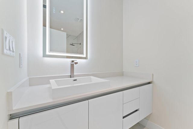 3100 N Ocean Drive H1206, Singer Island, FL 33404