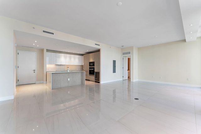 3100 N Ocean Drive H1206, Singer Island, FL 33404