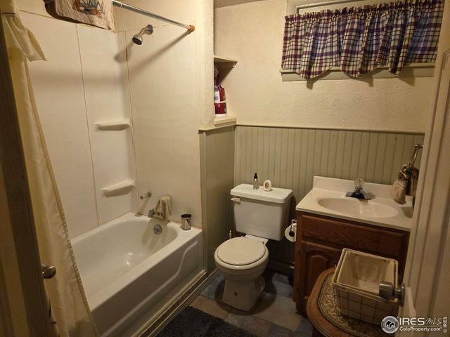 914 N Carson St, Brush, CO 80723