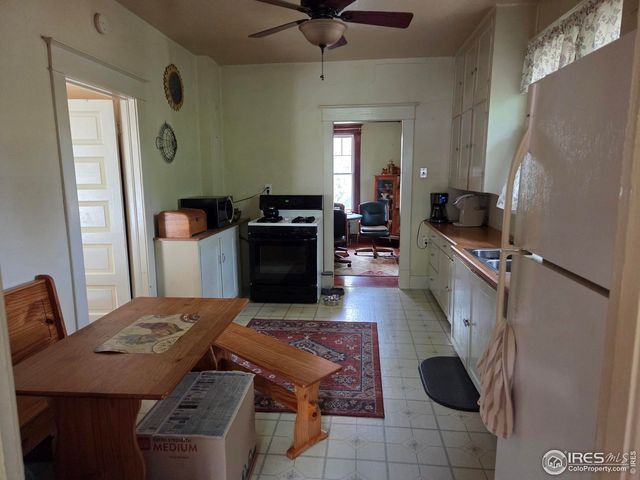 914 N Carson St, Brush, CO 80723