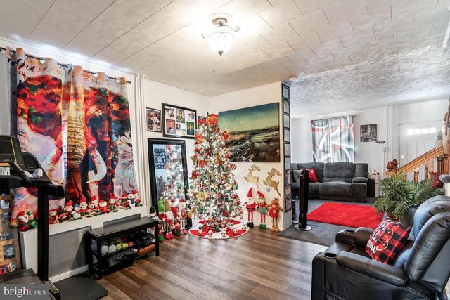 8914 BROOKDALE RD, Breinigsville, PA 18031