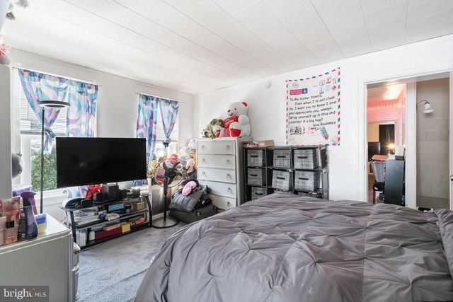 8914 BROOKDALE RD, Breinigsville, PA 18031