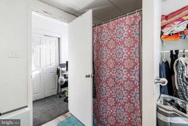 8914 BROOKDALE RD, Breinigsville, PA 18031