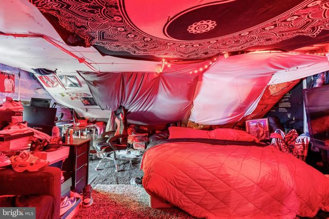 8914 BROOKDALE RD, Breinigsville, PA 18031