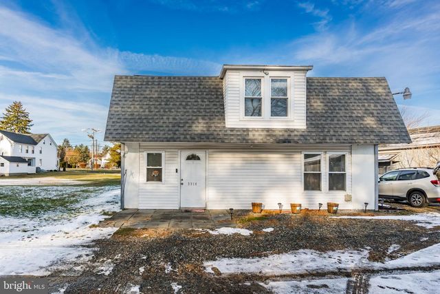 8914 BROOKDALE RD, Breinigsville, PA 18031