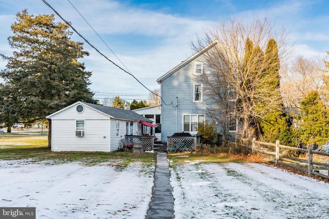 8914 BROOKDALE RD, Breinigsville, PA 18031