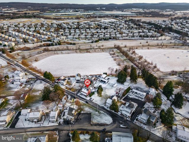 8914 BROOKDALE RD, Breinigsville, PA 18031