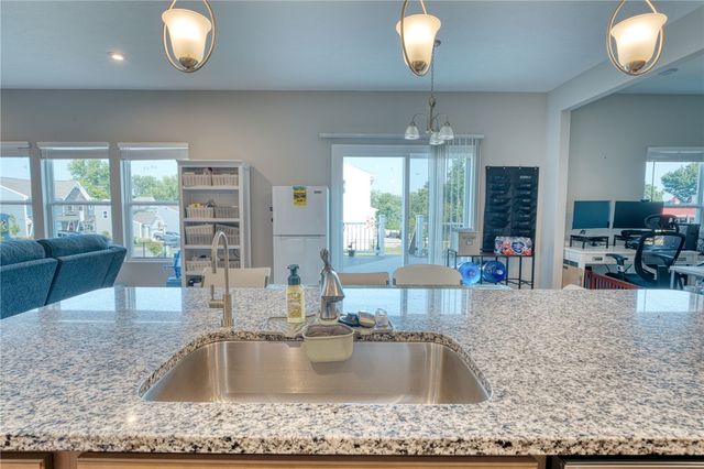 1664 Arden Bend, Fairborn, OH 45324