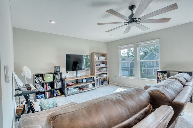 1664 Arden Bend, Fairborn, OH 45324