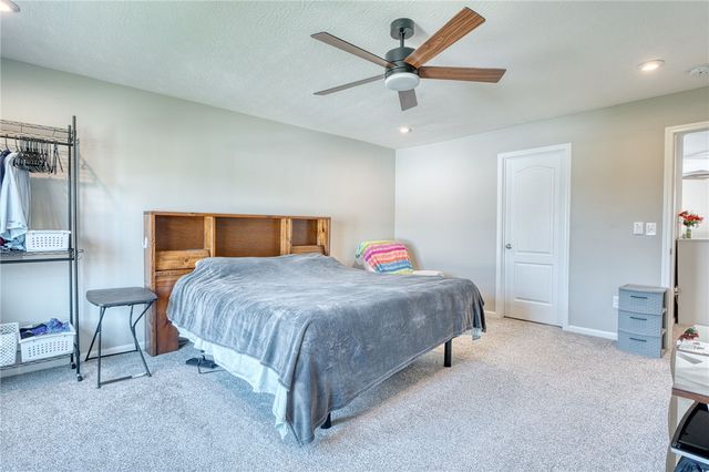 1664 Arden Bend, Fairborn, OH 45324