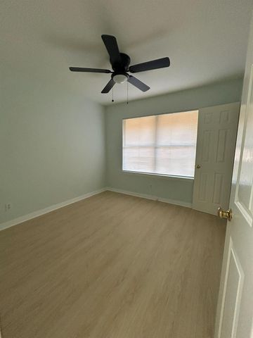 6521 Mobud Drive, Houston, TX 77074