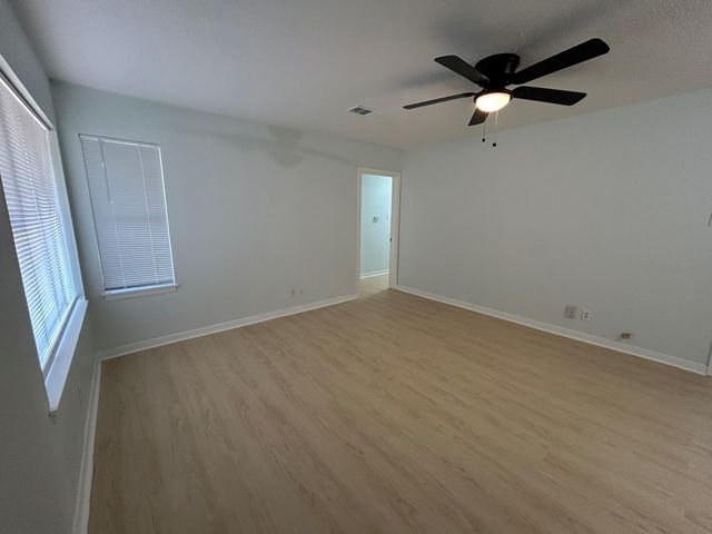 6521 Mobud Drive, Houston, TX 77074