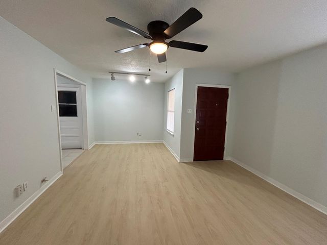 6521 Mobud Drive, Houston, TX 77074