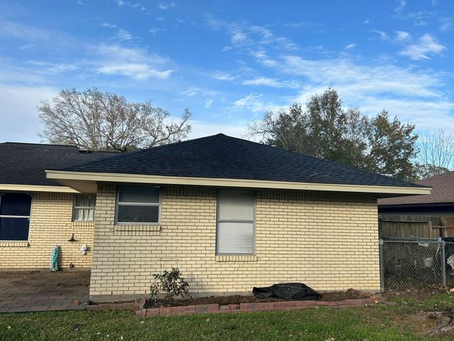 6521 Mobud Drive, Houston, TX 77074