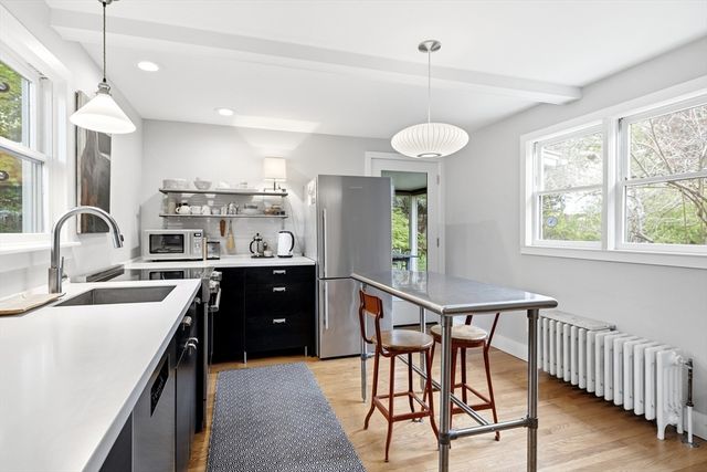 106 Chestnut St, Northampton, MA 01062
