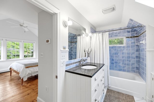 106 Chestnut St, Northampton, MA 01062
