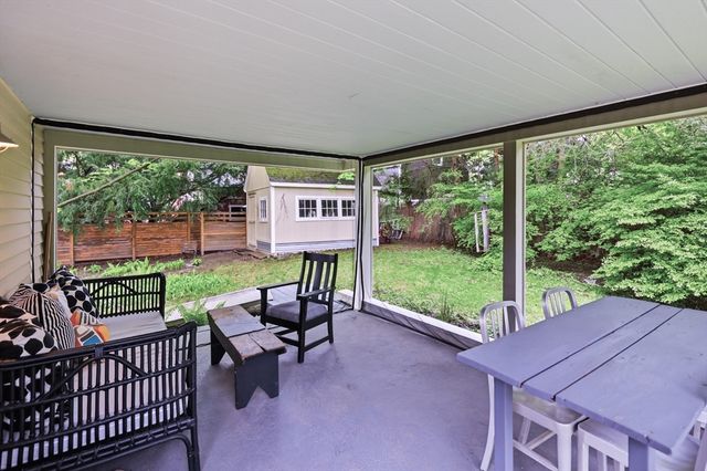 106 Chestnut St, Northampton, MA 01062