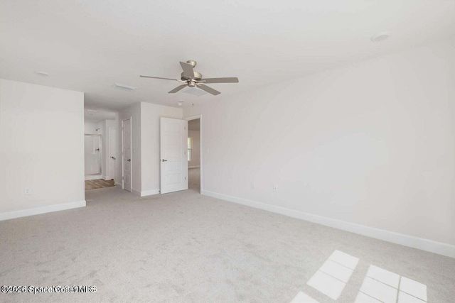 483 Oakleaf Street SW, Palm Bay, FL 32908