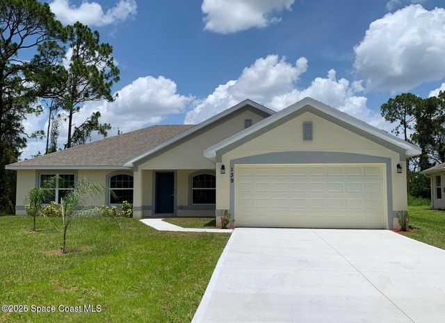 483 Oakleaf Street SW, Palm Bay, FL 32908